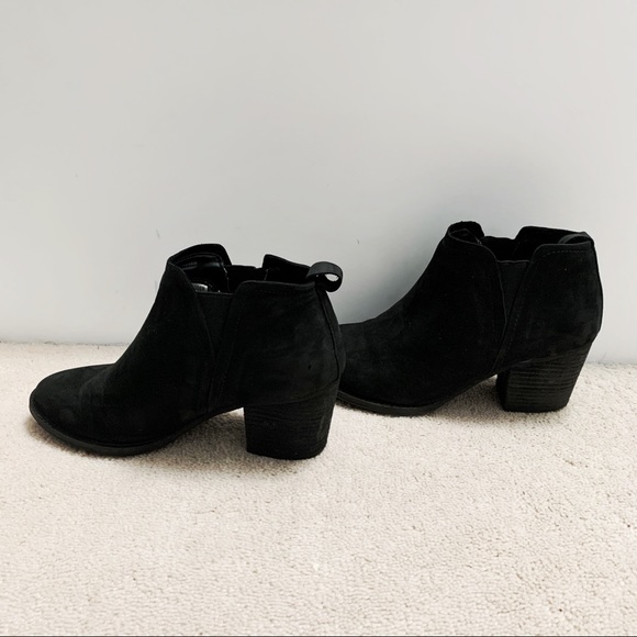 Steve Madden Waterproof Nova Ankle Boots - Picture 7 of 12